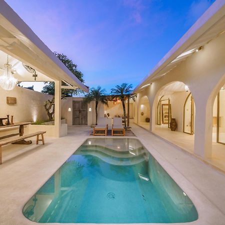 קנגו Villa Stella: 2Br Vibrant Mediterranean Oasis מראה חיצוני תמונה
