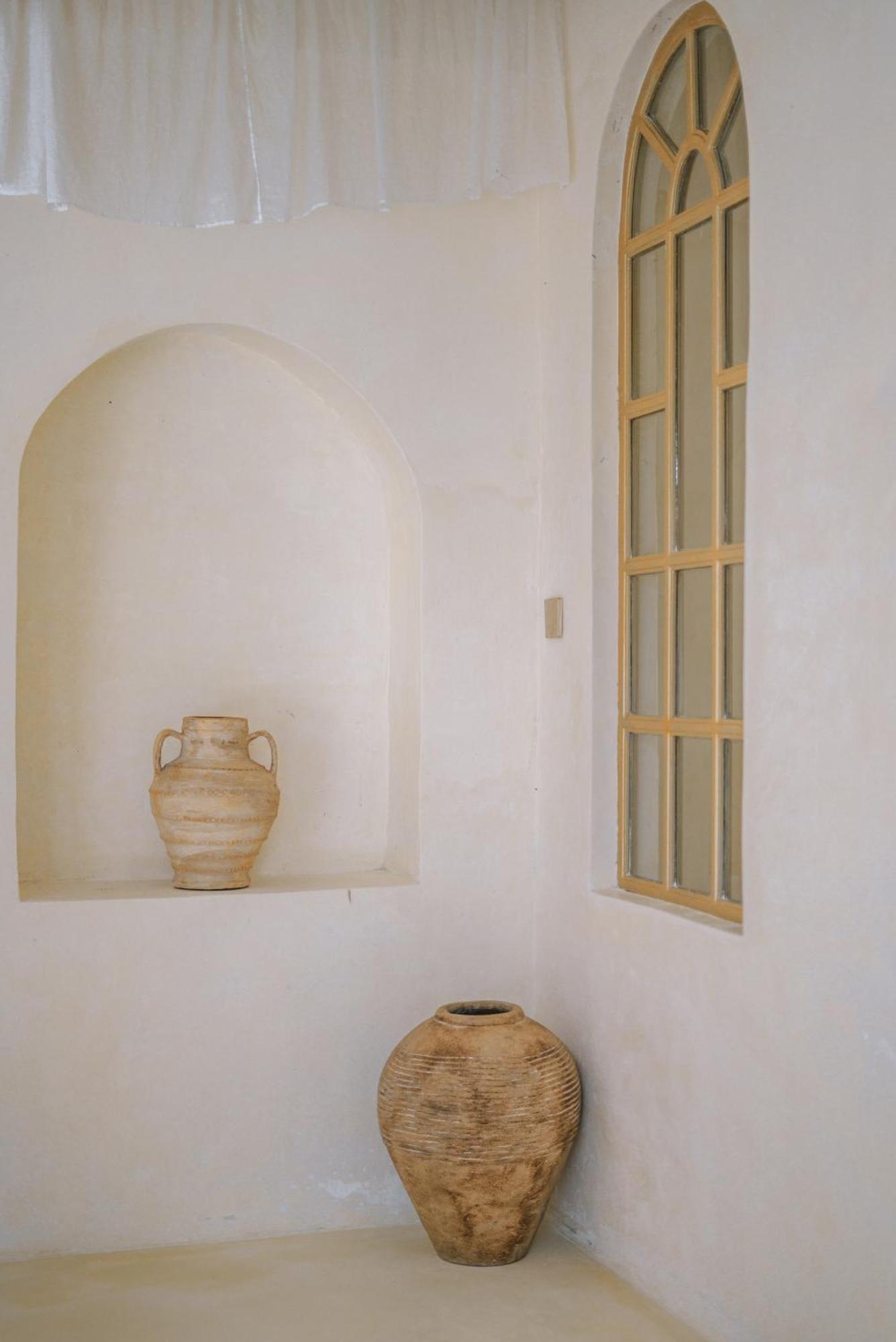 קנגו Villa Stella: 2Br Vibrant Mediterranean Oasis מראה חיצוני תמונה