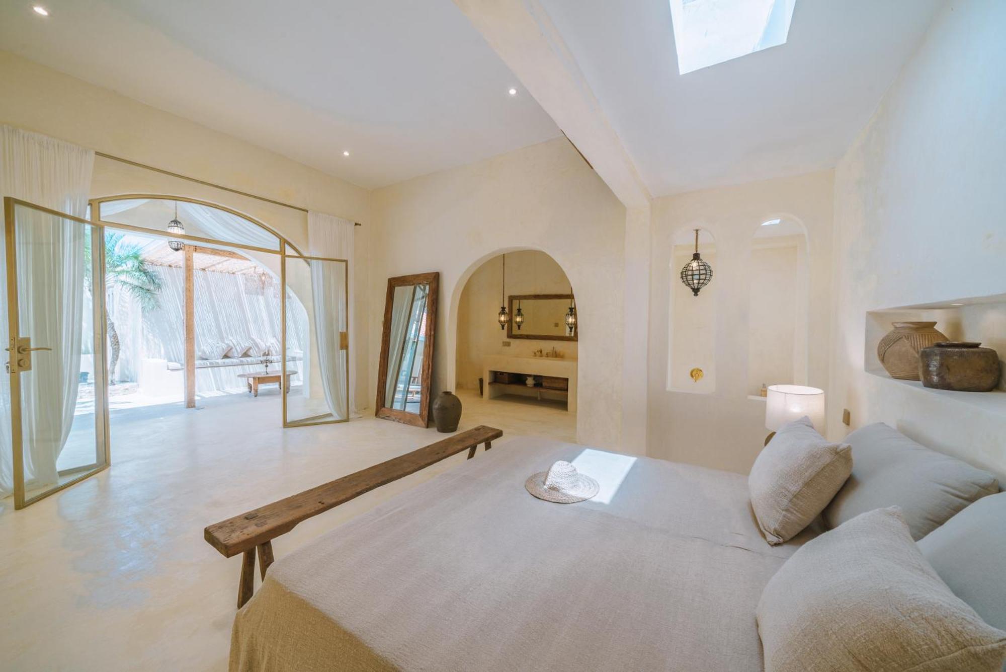 קנגו Villa Stella: 2Br Vibrant Mediterranean Oasis מראה חיצוני תמונה