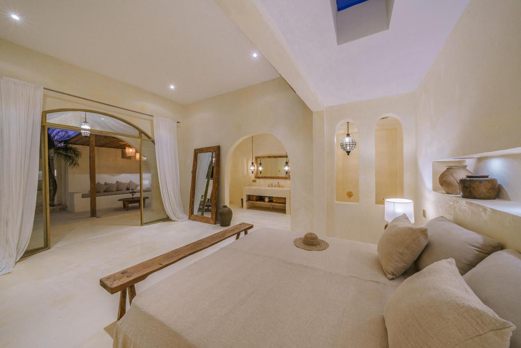 קנגו Villa Stella: 2Br Vibrant Mediterranean Oasis מראה חיצוני תמונה