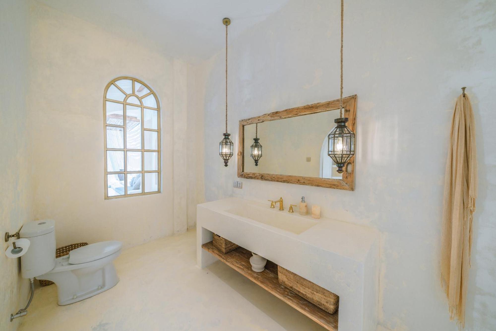 קנגו Villa Stella: 2Br Vibrant Mediterranean Oasis מראה חיצוני תמונה